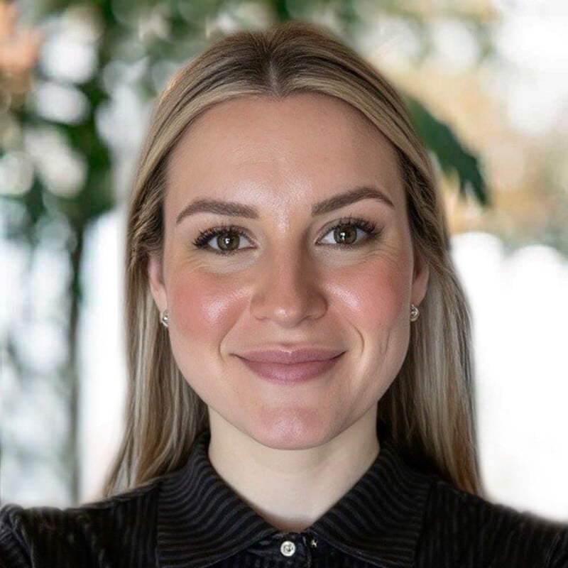 Nikka Chaney Headshot with Background